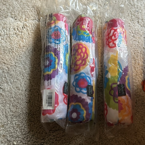 Rare New Sealed, AVON Cynthia Rowley flower 🌸 umbrella - Picture 4 of 5